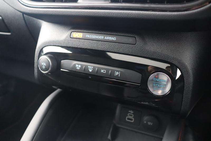 2025 FORD KUGA 2025 FORD KUGA