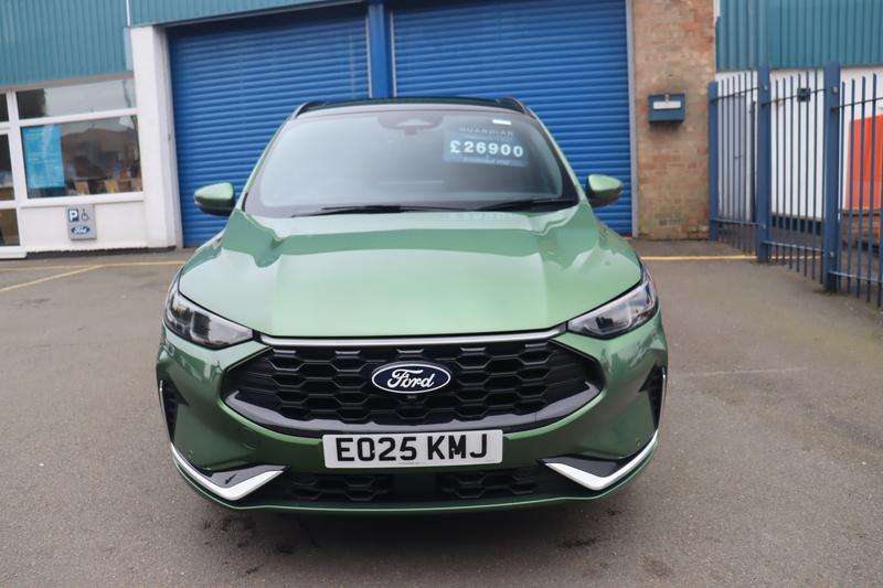 A 2025 FORD KUGA 2.5 Duratec 14.4kWh ST-Line X SUV 5dr Petrol Plug-in Hybrid CVT Euro 6 (s/s) (243 ps) A 2025 FORD KUGA 2.5 Duratec 14.4kWh ST-Line X SUV 5dr Petrol Plug-in Hybrid CVT Euro 6 (s/s) (243 ps)