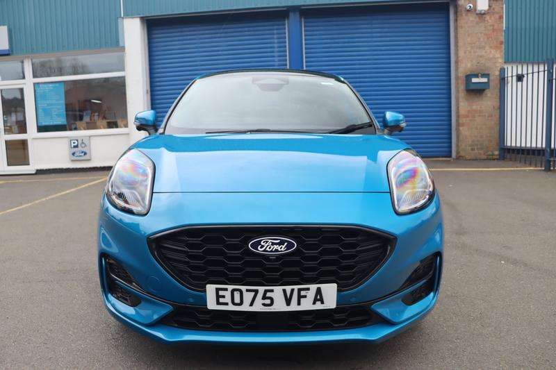 A 2025 FORD PUMA 1.0T EcoBoost MHEV ST-Line X SUV 5dr Petrol Hybrid DCT Euro 6 (s/s) (125 ps) A 2025 FORD PUMA 1.0T EcoBoost MHEV ST-Line X SUV 5dr Petrol Hybrid DCT Euro 6 (s/s) (125 ps)