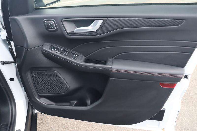 2025 FORD KUGA 2025 FORD KUGA