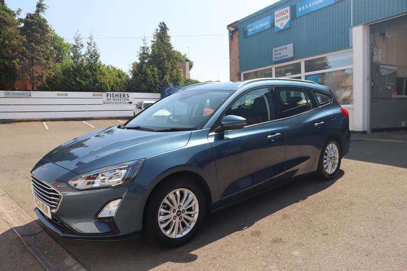 A 2021 FORD FOCUS 1.0T EcoBoost Titanium Estate 5dr Petrol Auto Euro 6 (s/s) (125 ps) A 2021 FORD FOCUS 1.0T EcoBoost Titanium Estate 5dr Petrol Auto Euro 6 (s/s) (125 ps)