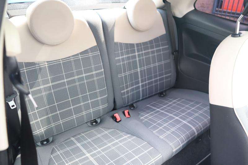 2018 FIAT 500 2018 FIAT 500