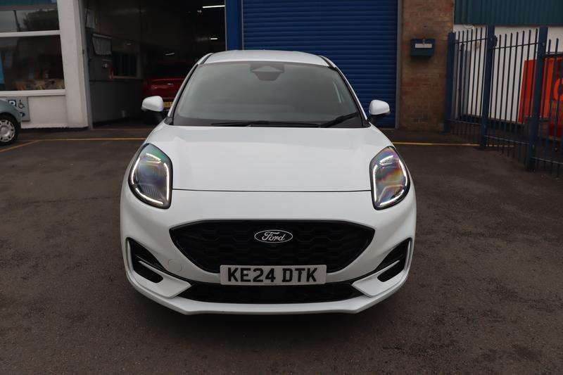 A 2024 FORD PUMA 1.0T EcoBoost MHEV ST-Line SUV 5dr Petrol Hybrid DCT Euro 6 (s/s) (125 ps) A 2024 FORD PUMA 1.0T EcoBoost MHEV ST-Line SUV 5dr Petrol Hybrid DCT Euro 6 (s/s) (125 ps)