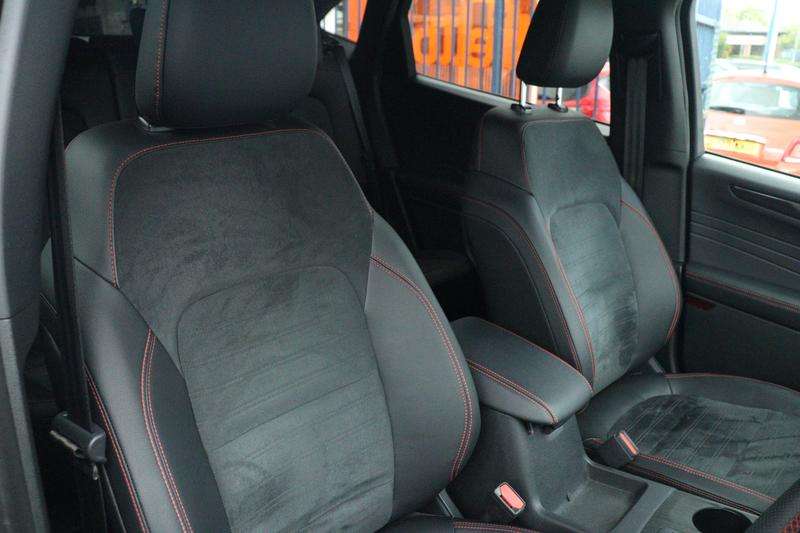 2023 FORD KUGA 2023 FORD KUGA