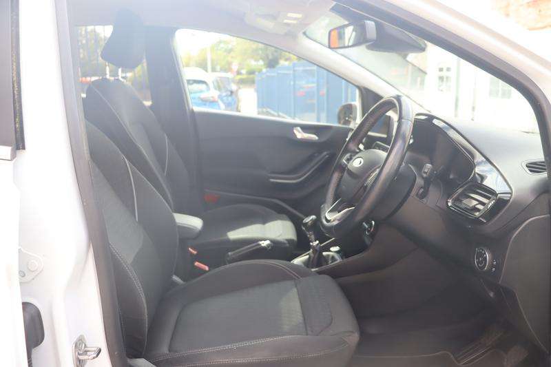 2018 FORD FIESTA 2018 FORD FIESTA