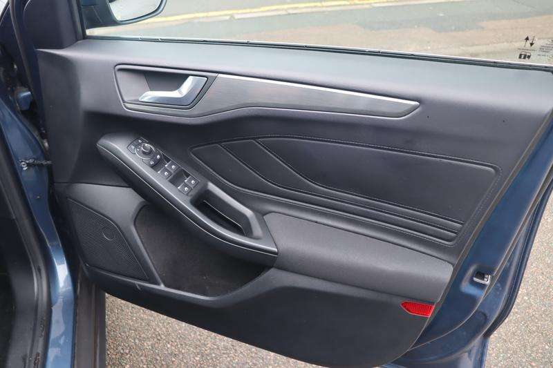 2023 FORD FOCUS 2023 FORD FOCUS