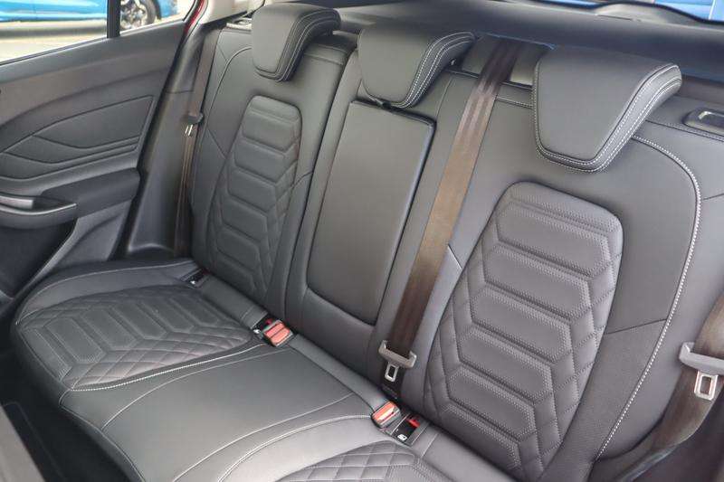 2025 FORD FOCUS 2025 FORD FOCUS