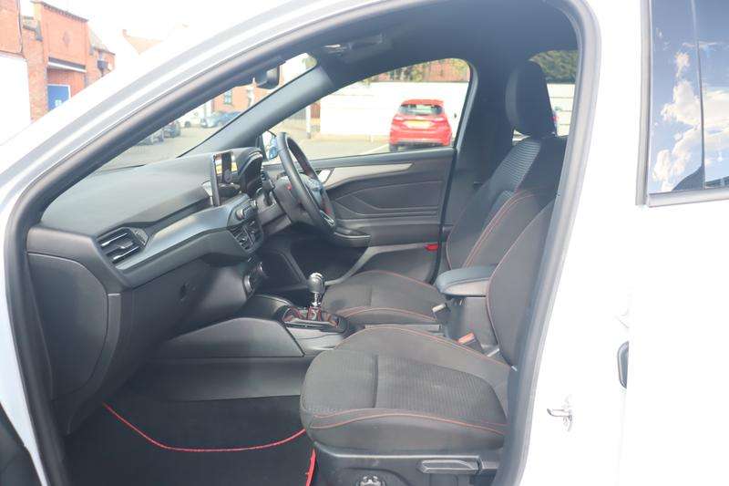 2022 FORD FOCUS 2022 FORD FOCUS