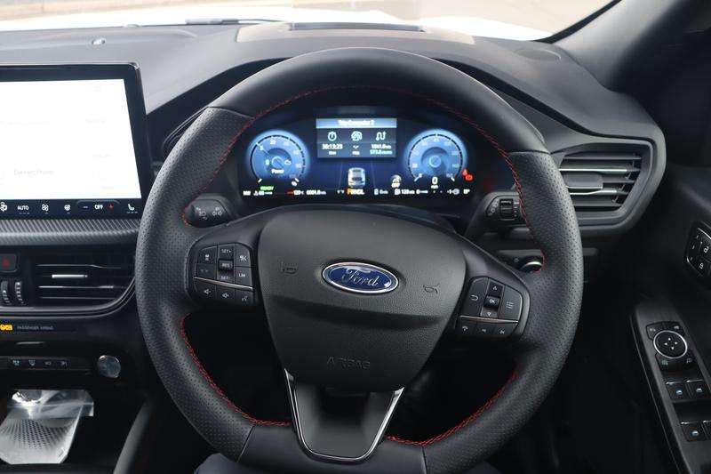 2025 FORD KUGA 2025 FORD KUGA