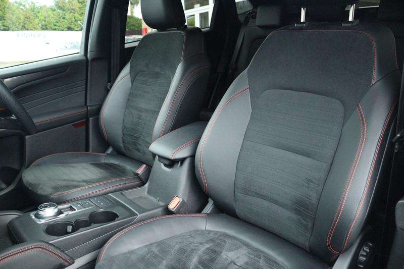 2023 FORD KUGA 2023 FORD KUGA