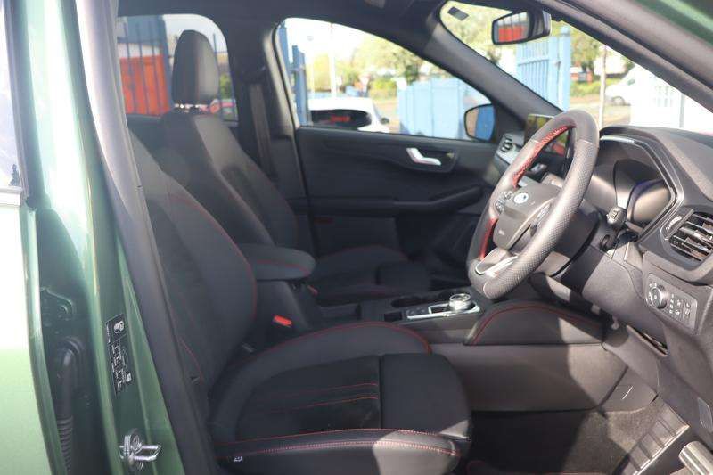 2025 FORD KUGA 2025 FORD KUGA