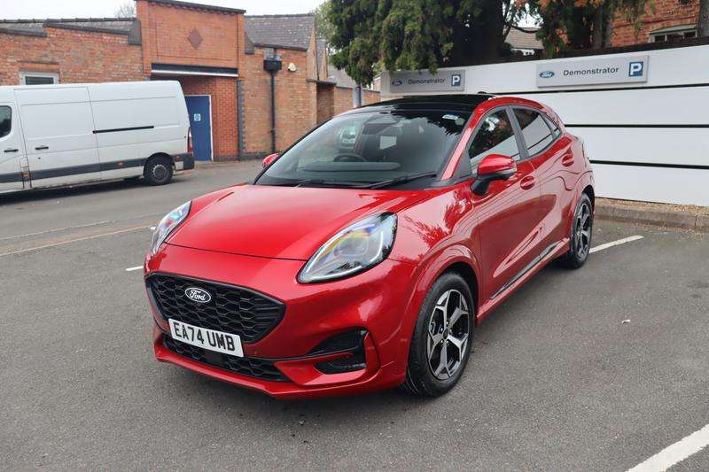 A 2024 FORD PUMA 1.0T EcoBoost MHEV ST-Line SUV 5dr Petrol Hybrid Manual Euro 6 (s/s) (125 ps) A 2024 FORD PUMA 1.0T EcoBoost MHEV ST-Line SUV 5dr Petrol Hybrid Manual Euro 6 (s/s) (125 ps)