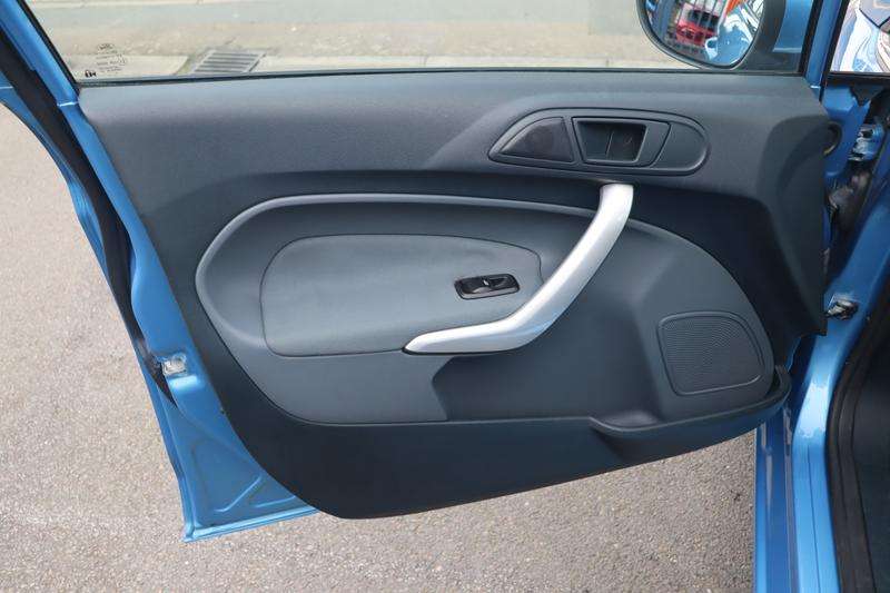 2009 FORD FIESTA 2009 FORD FIESTA