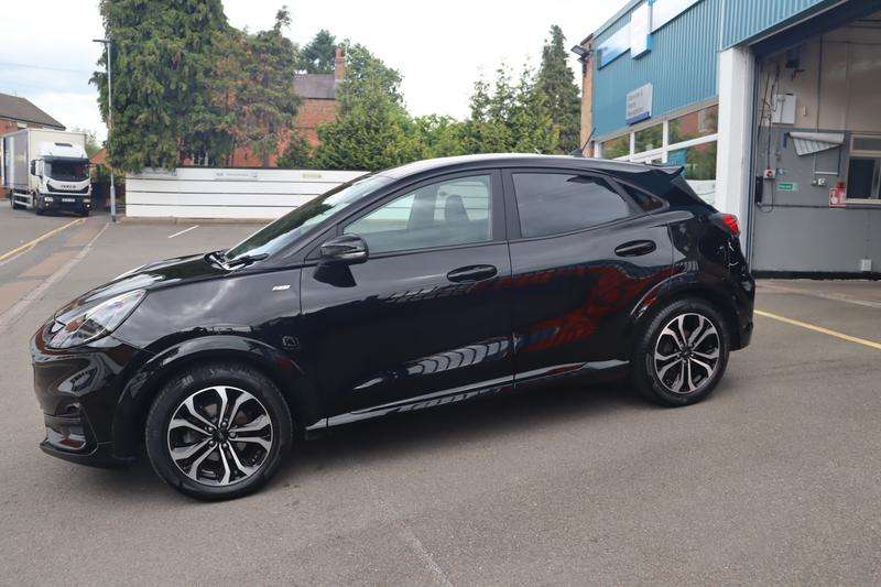 A 2021 FORD PUMA 1.0T EcoBoost MHEV ST-Line SUV 5dr Petrol Manual Euro 6 (s/s) (125 ps) A 2021 FORD PUMA 1.0T EcoBoost MHEV ST-Line SUV 5dr Petrol Manual Euro 6 (s/s) (125 ps)