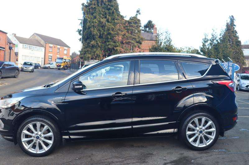 A 2018 FORD KUGA 2.0 TDCi EcoBlue Vignale SUV 5dr Diesel Powershift AWD Euro 6 (s/s) (180 ps) A 2018 FORD KUGA 2.0 TDCi EcoBlue Vignale SUV 5dr Diesel Powershift AWD Euro 6 (s/s) (180 ps)