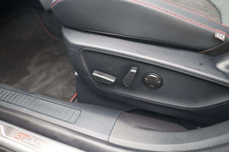 2025 FORD KUGA 2025 FORD KUGA