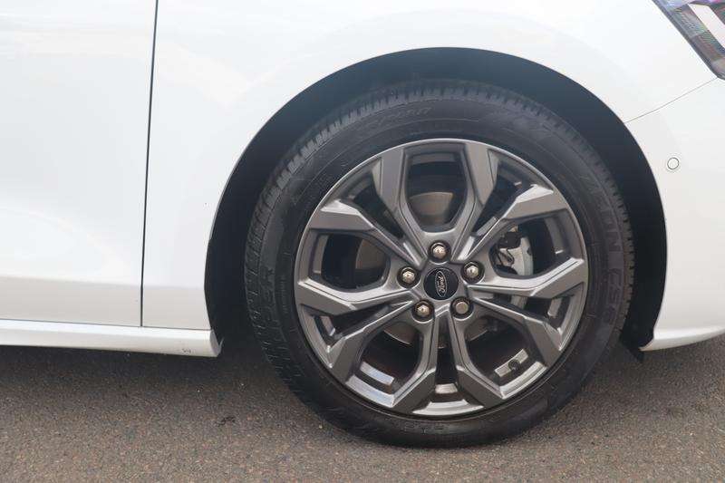 2022 FORD FOCUS 2022 FORD FOCUS
