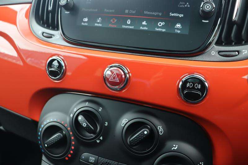 2023 FIAT 500 2023 FIAT 500