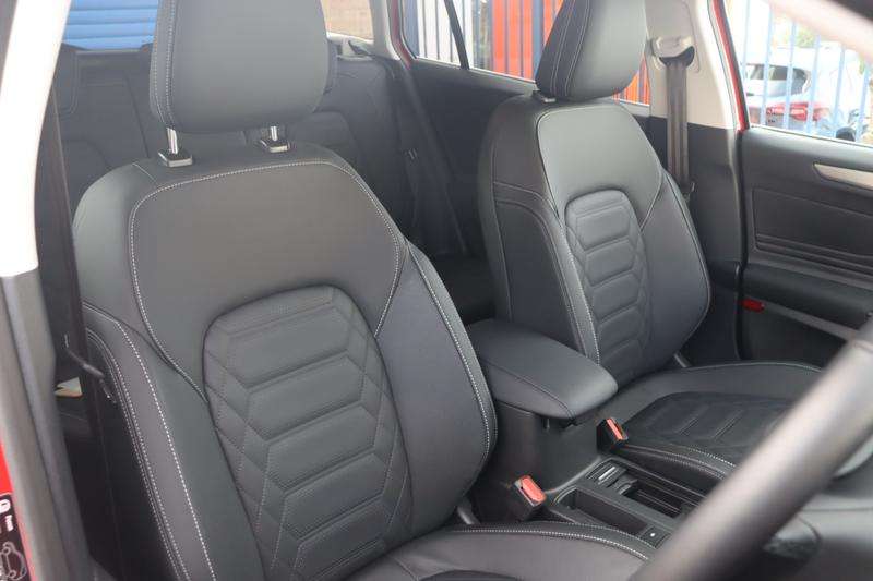 2025 FORD FOCUS 2025 FORD FOCUS