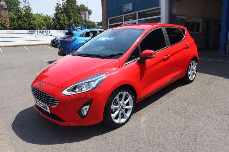 A 2021 FORD FIESTA 1.0T EcoBoost Titanium X Hatchback 5dr Petrol DCT Euro 6 (s/s) (125 ps) A 2021 FORD FIESTA 1.0T EcoBoost Titanium X Hatchback 5dr Petrol DCT Euro 6 (s/s) (125 ps)