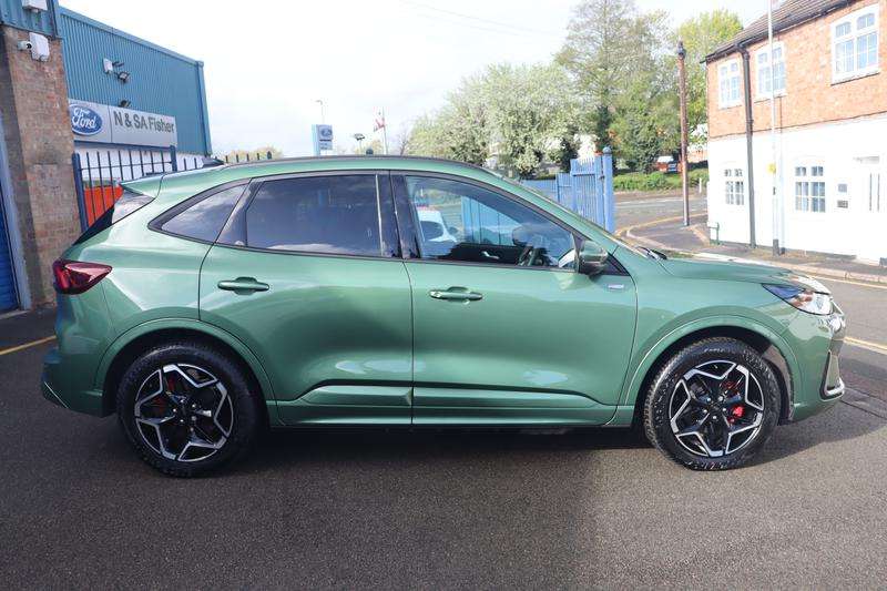 2025 FORD KUGA 2025 FORD KUGA