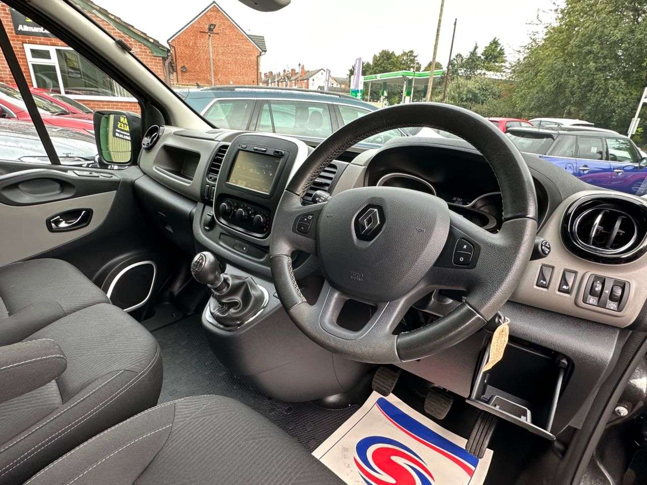 2015 RENAULT TRAFIC 2015 RENAULT TRAFIC