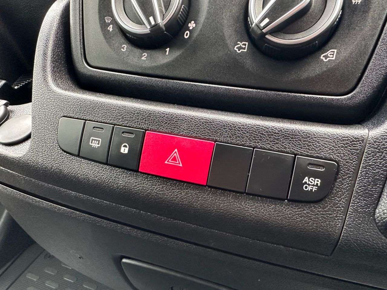 2015 PEUGEOT BOXER 2015 PEUGEOT BOXER