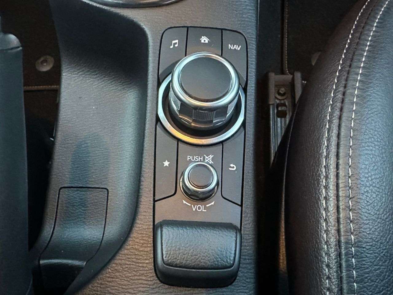 2018 MAZDA MAZDA 2 2018 MAZDA MAZDA 2