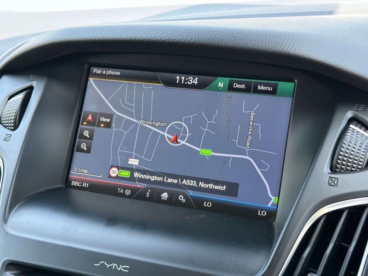 A 2016 FORD FOCUS 1.6 Titanium Hatchback 5dr Petrol Powershift Euro 6 (125 ps) 2 Owner Servic A 2016 FORD FOCUS 1.6 Titanium Hatchback 5dr Petrol Powershift Euro 6 (125 ps) 2 Owner Servic