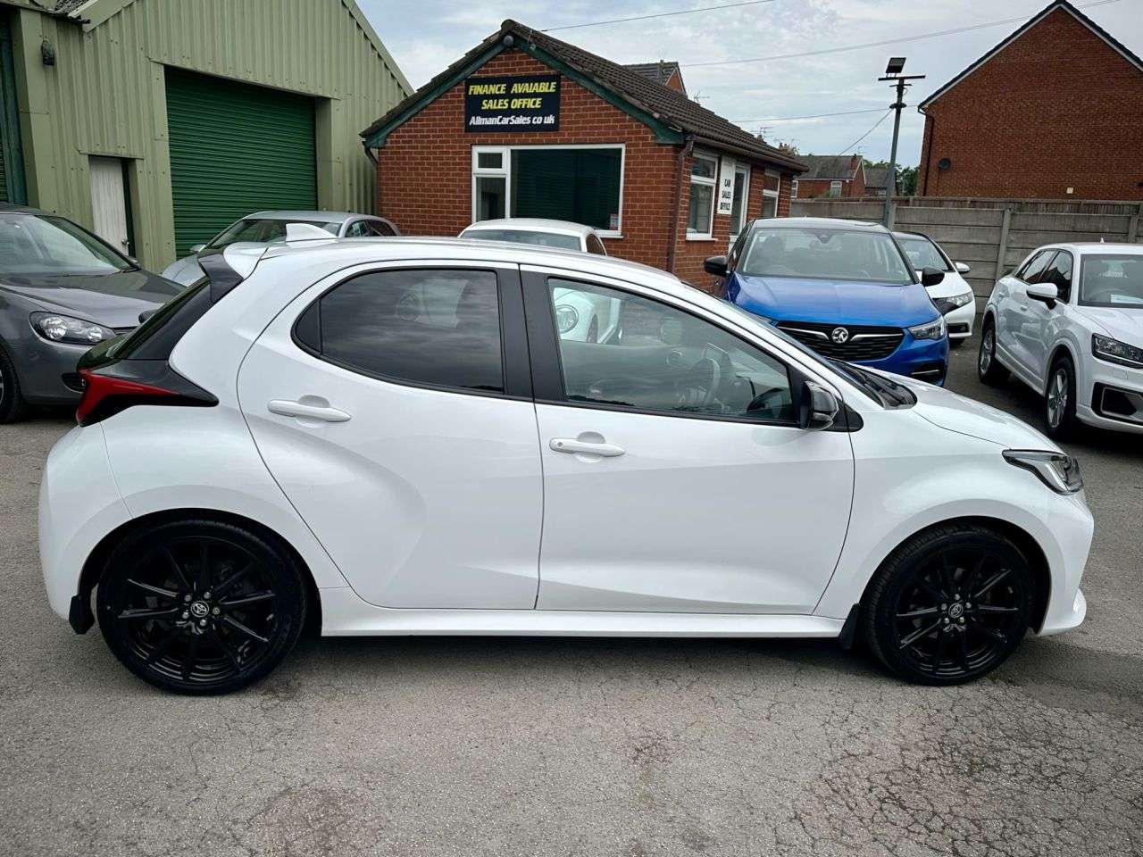 2022 TOYOTA YARIS 2022 TOYOTA YARIS