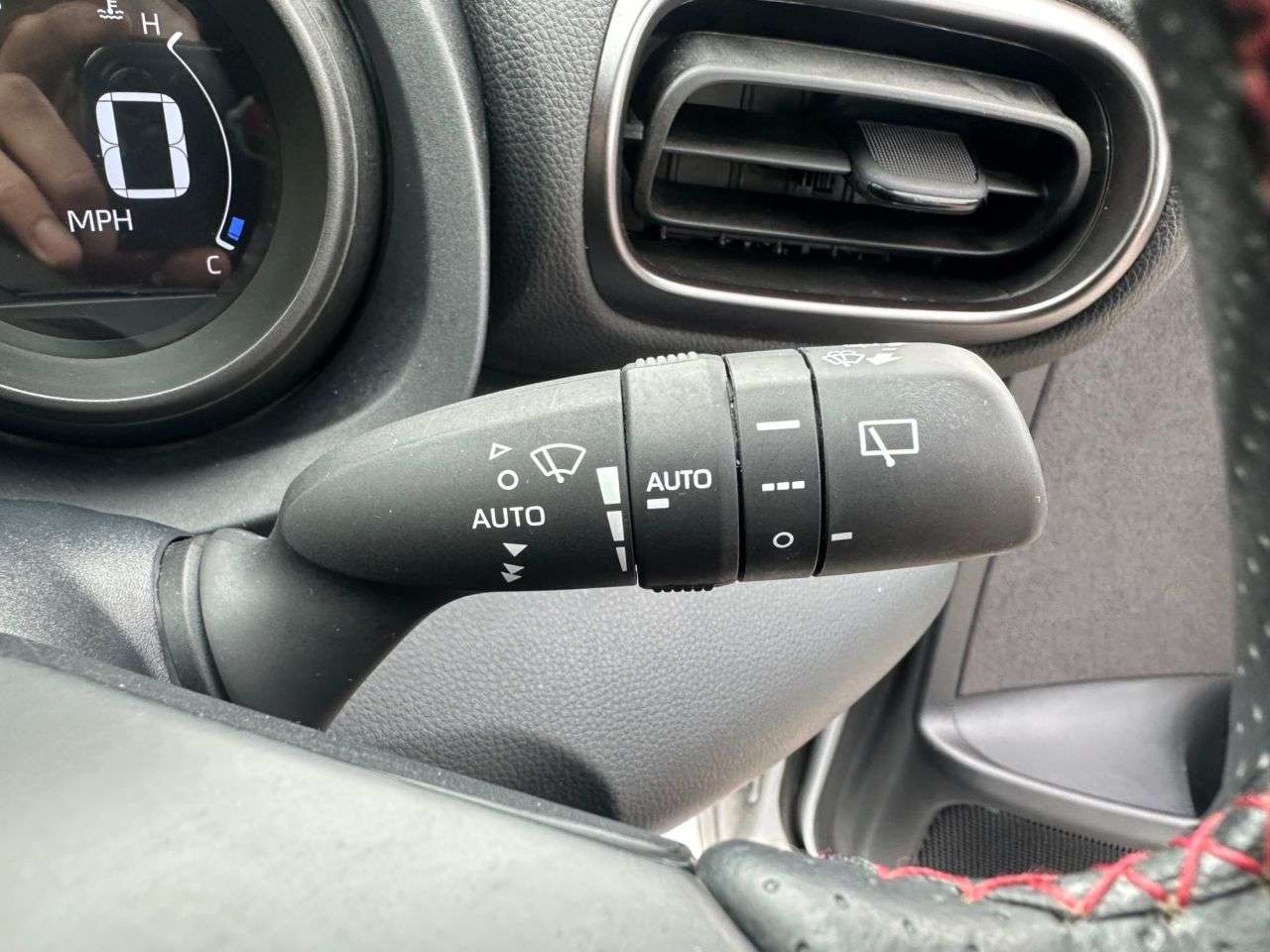 2022 TOYOTA YARIS 2022 TOYOTA YARIS