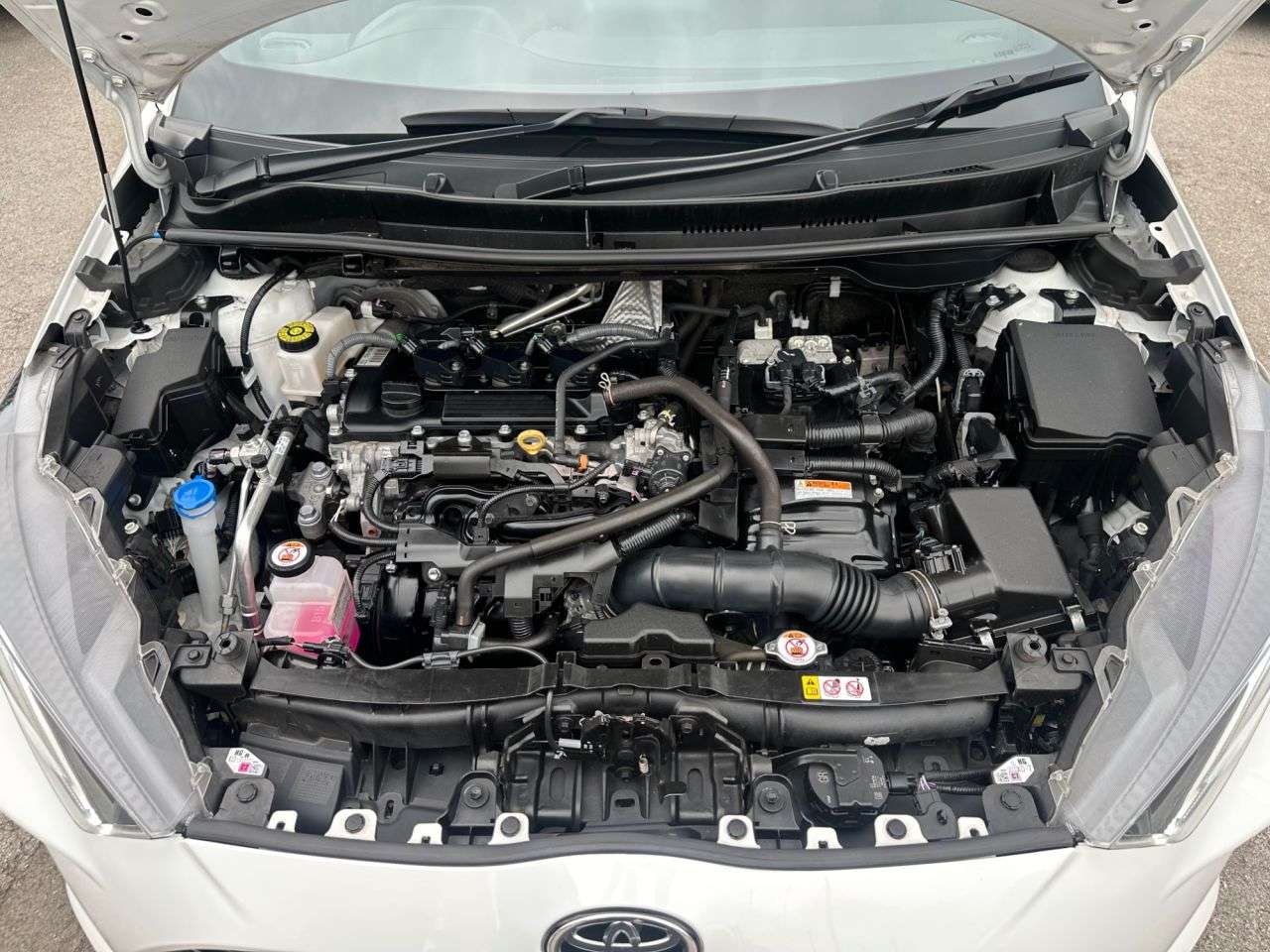 2022 TOYOTA YARIS 2022 TOYOTA YARIS