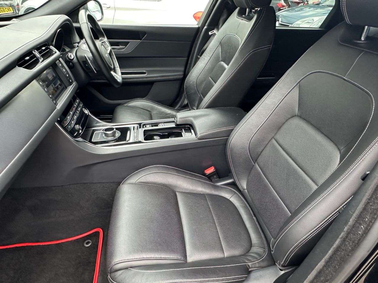 2018 JAGUAR XF 2018 JAGUAR XF