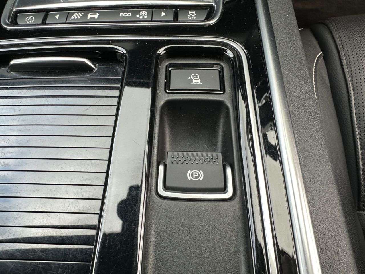 2018 JAGUAR XF 2018 JAGUAR XF