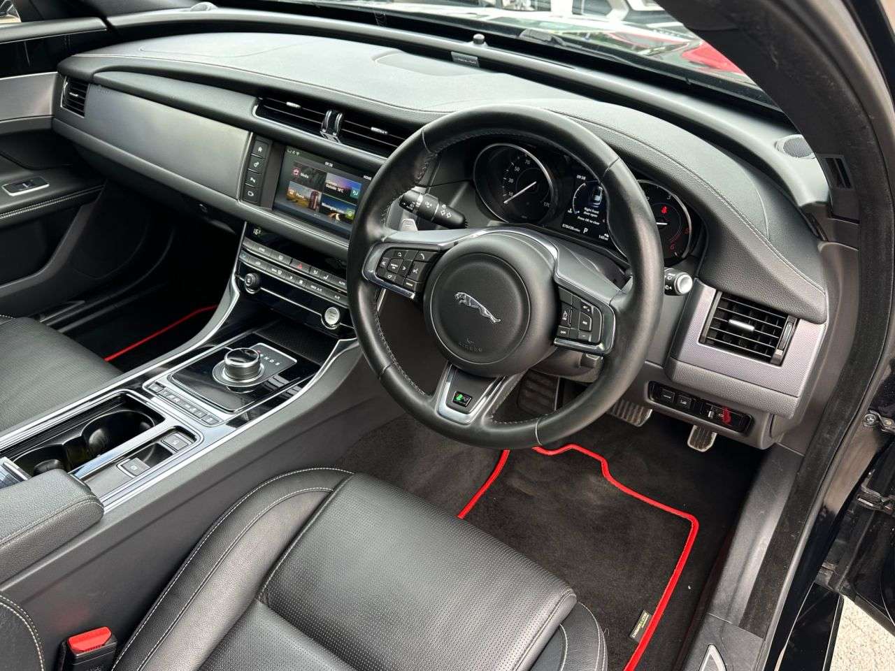 2018 JAGUAR XF 2018 JAGUAR XF