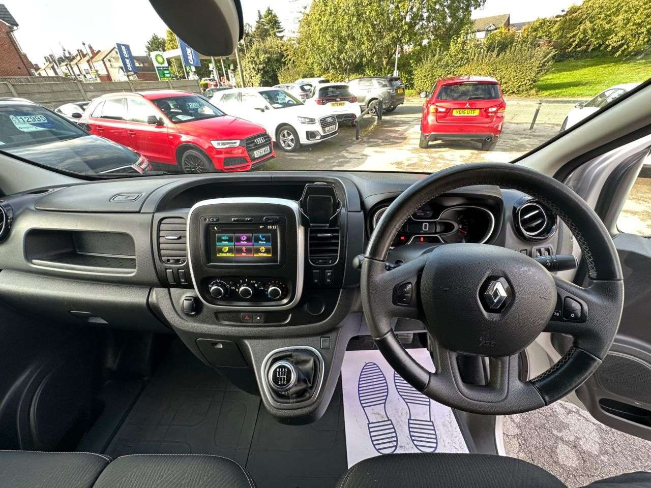 A 2021 RENAULT TRAFIC 2.0 dCi ENERGY 28 Sport Nav Panel Van 5dr Diesel Manual SWB Standard Roof E A 2021 RENAULT TRAFIC 2.0 dCi ENERGY 28 Sport Nav Panel Van 5dr Diesel Manual SWB Standard Roof E