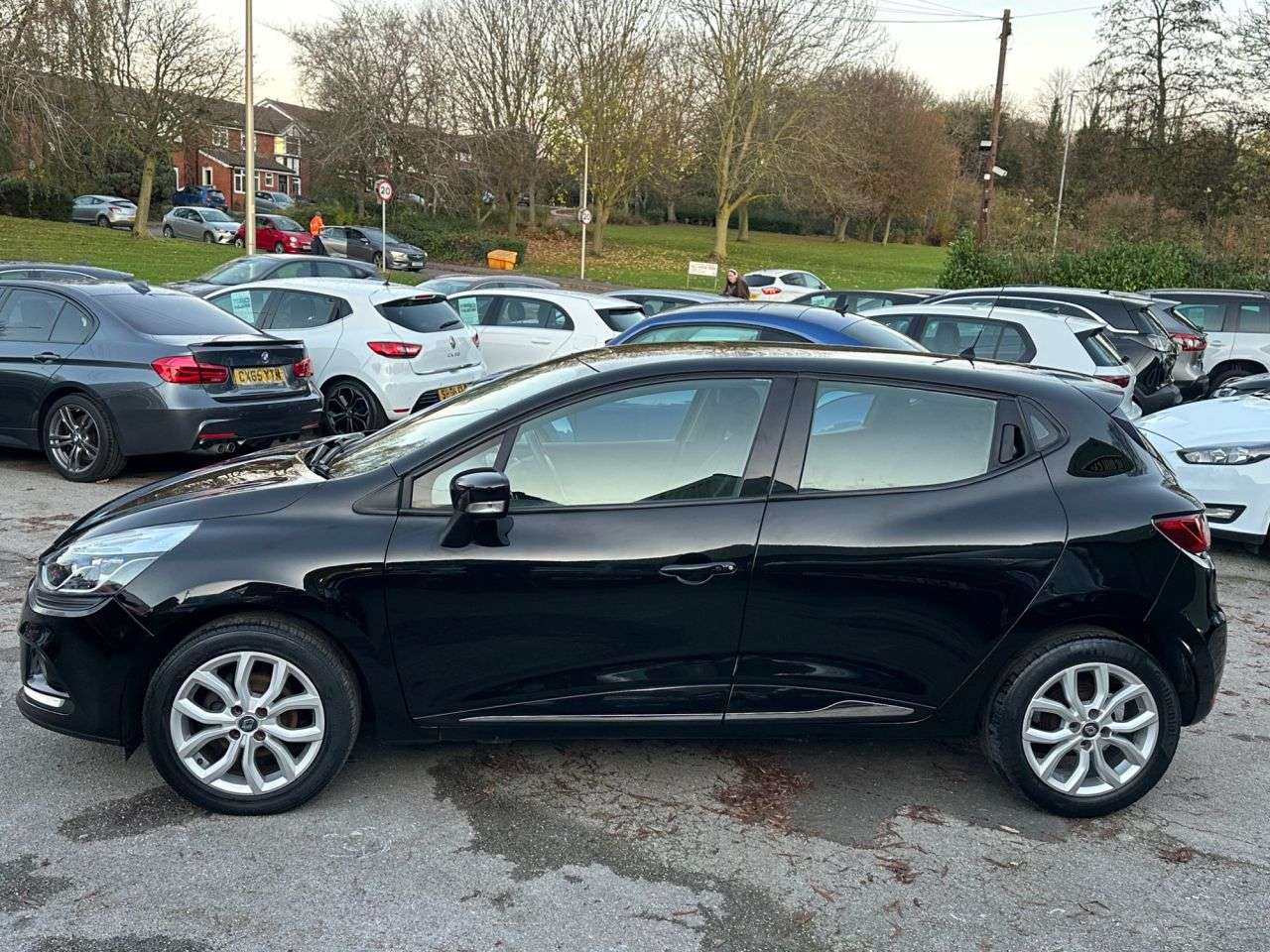 2017 RENAULT CLIO 2017 RENAULT CLIO