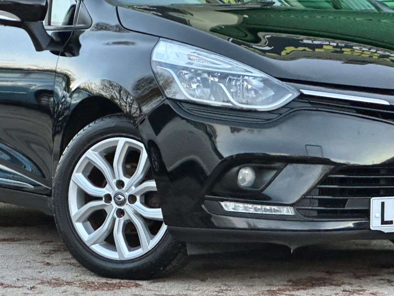 2017 RENAULT CLIO 2017 RENAULT CLIO