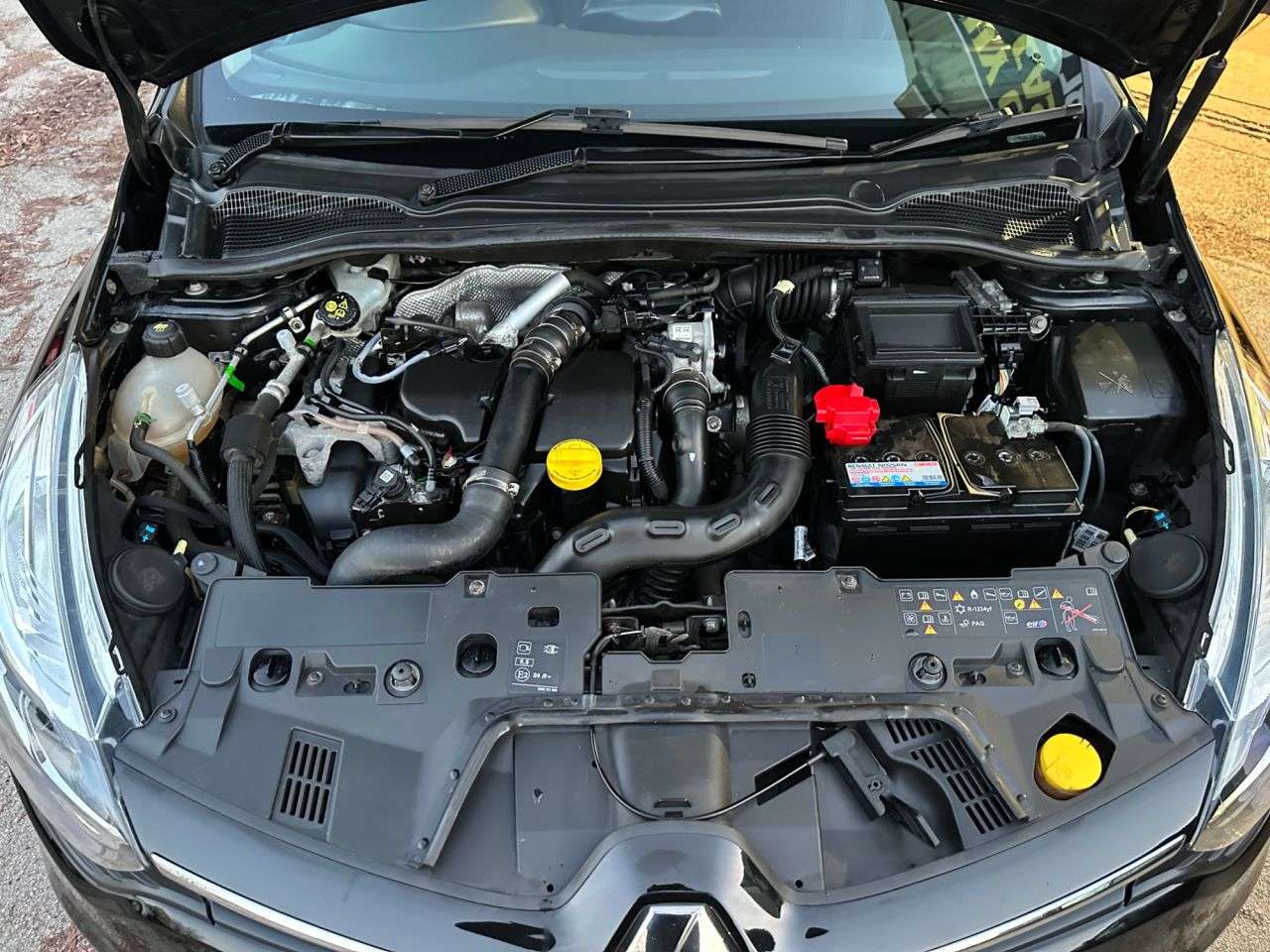 2017 RENAULT CLIO 2017 RENAULT CLIO