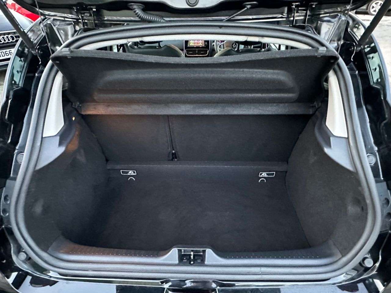 2017 RENAULT CLIO 2017 RENAULT CLIO