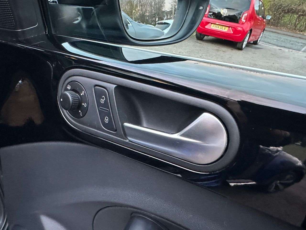 2014 VOLKSWAGEN BEETLE 2014 VOLKSWAGEN BEETLE