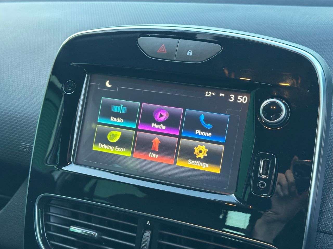 2018 RENAULT CLIO 2018 RENAULT CLIO