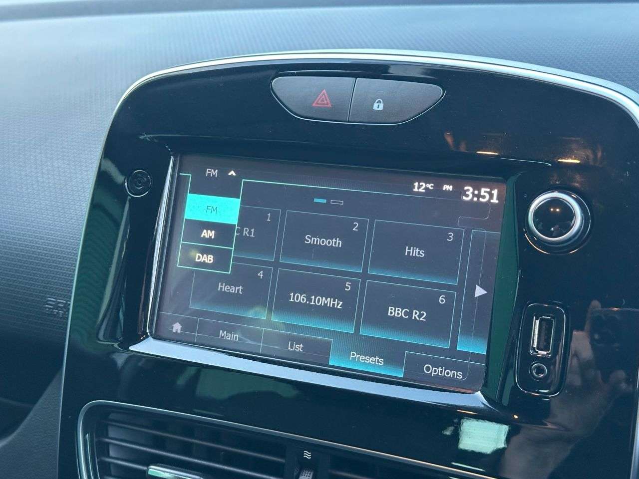 2018 RENAULT CLIO 2018 RENAULT CLIO