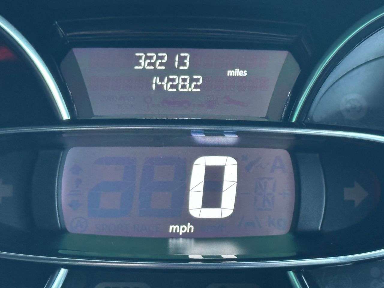 2018 RENAULT CLIO 2018 RENAULT CLIO