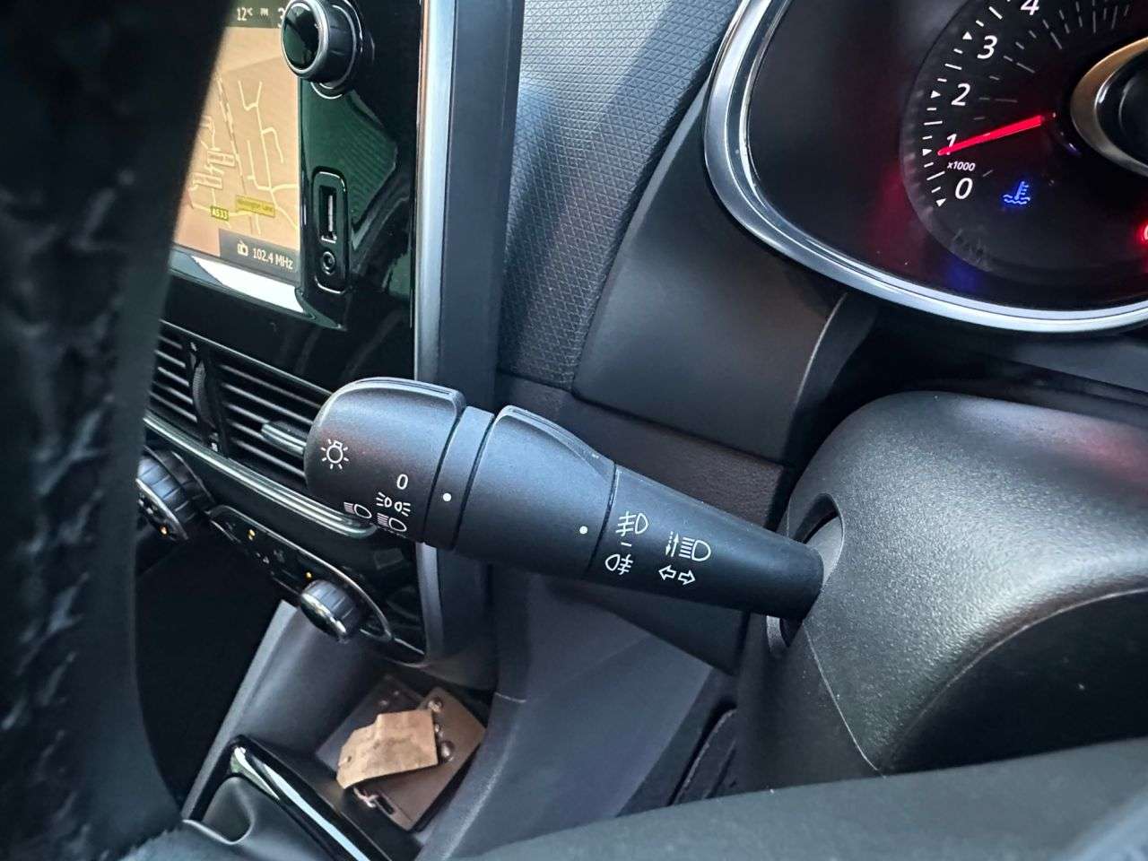 2018 RENAULT CLIO 2018 RENAULT CLIO