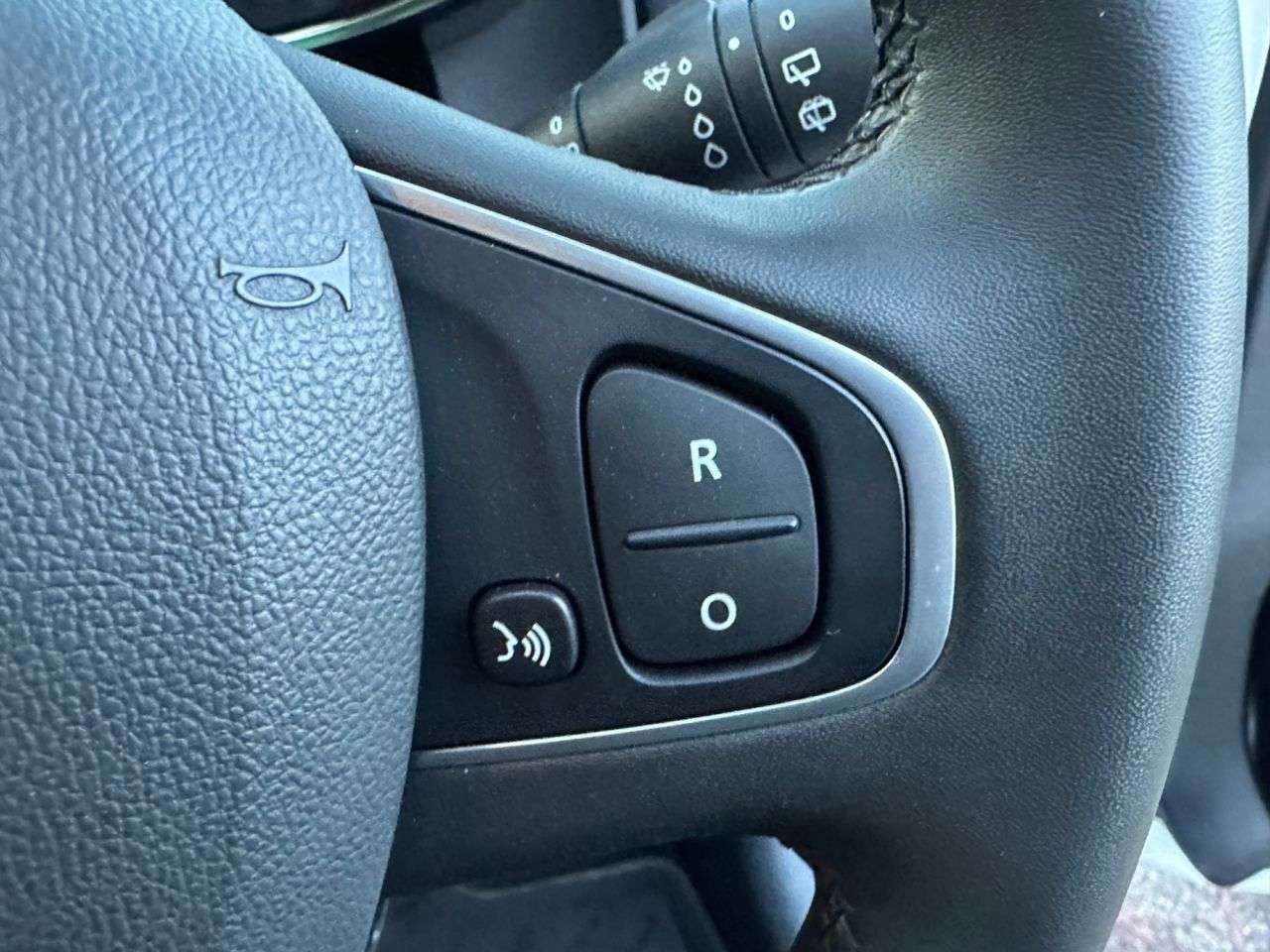 2018 RENAULT CLIO 2018 RENAULT CLIO