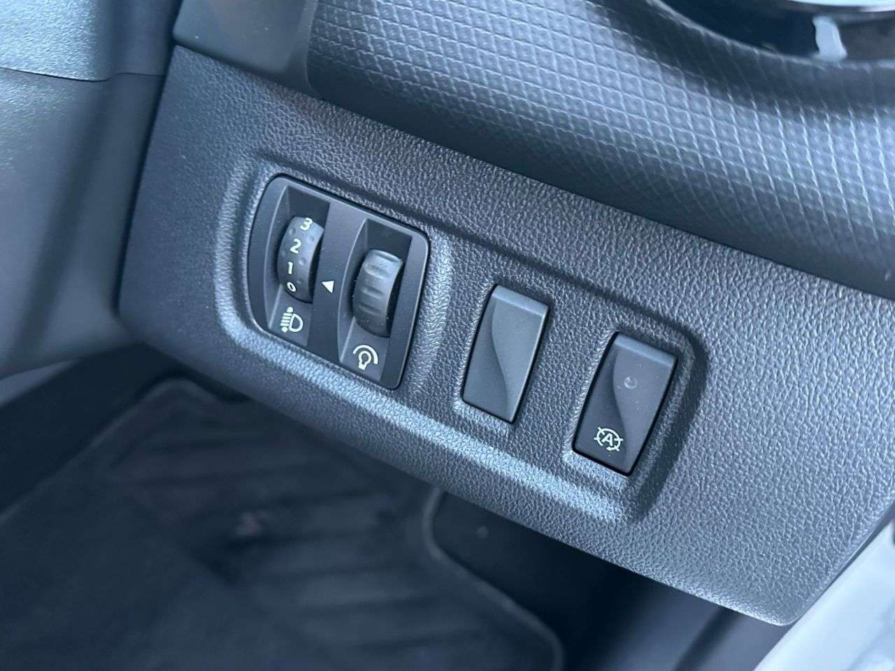 2018 RENAULT CLIO 2018 RENAULT CLIO