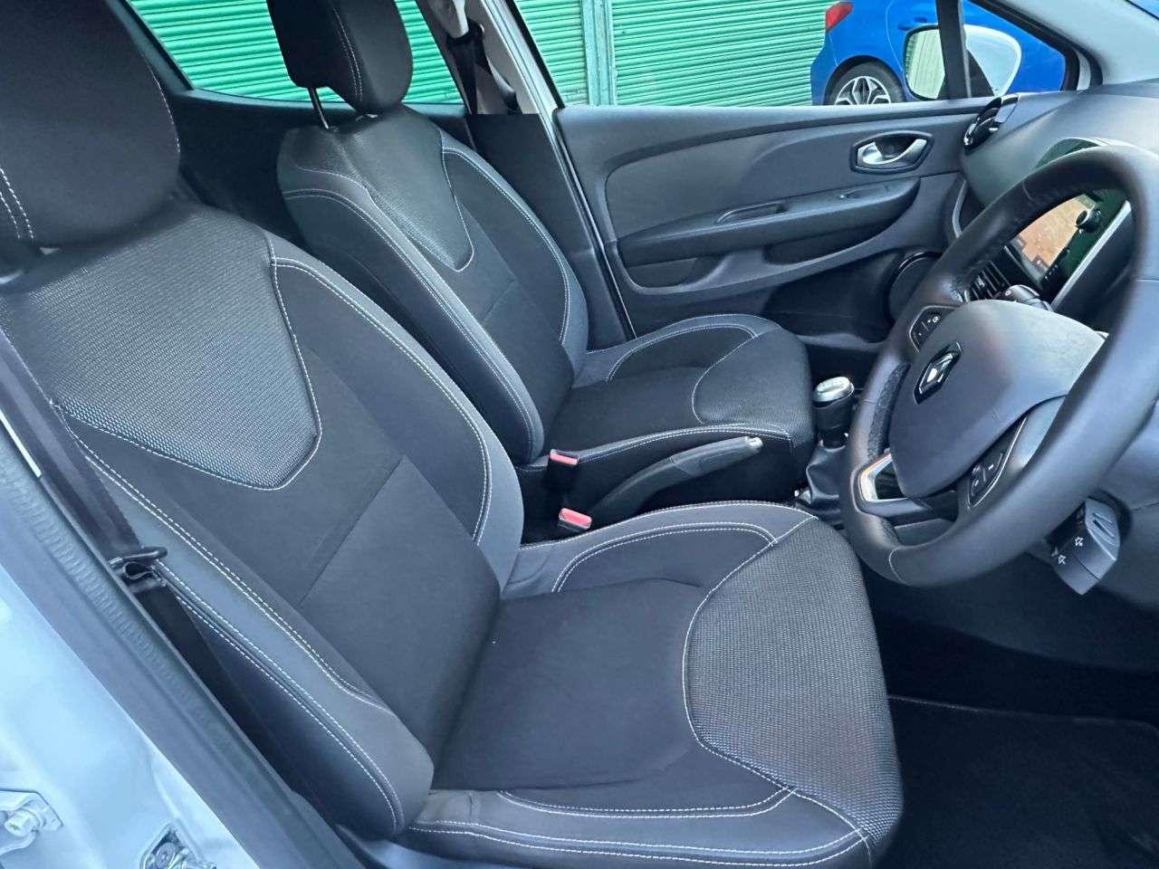 2018 RENAULT CLIO 2018 RENAULT CLIO