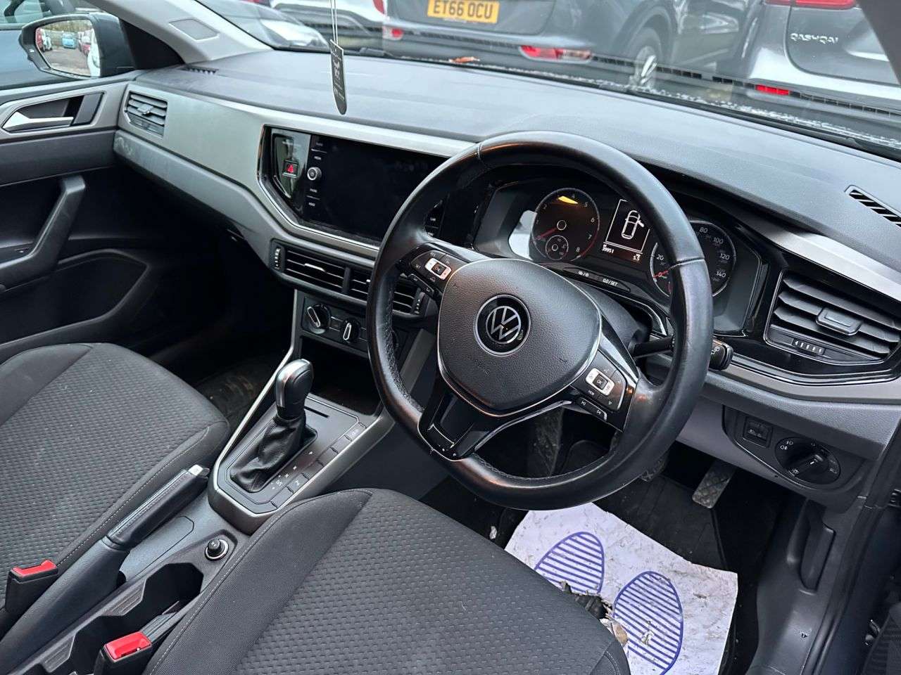 null VOLKSWAGEN POLO null VOLKSWAGEN POLO