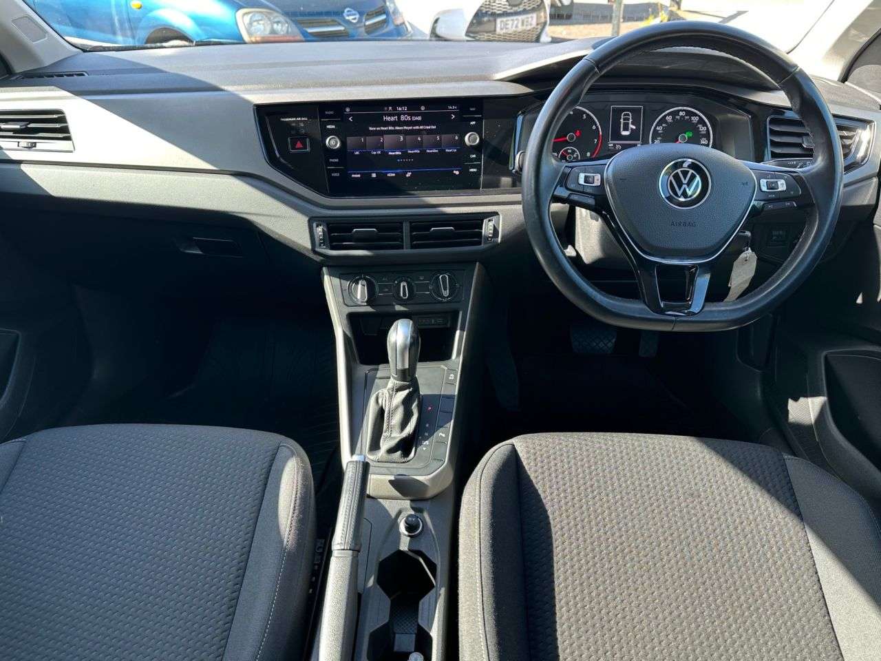 A 2021 VOLKSWAGEN POLO 1.0 TSI Match Hatchback 5dr Petrol DSG Euro 6 (s/s) (95 ps) APPLE CAR PLAY A 2021 VOLKSWAGEN POLO 1.0 TSI Match Hatchback 5dr Petrol DSG Euro 6 (s/s) (95 ps) APPLE CAR PLAY